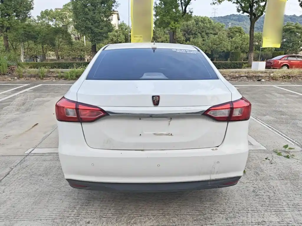 Roewe 360 — миниатюра 6