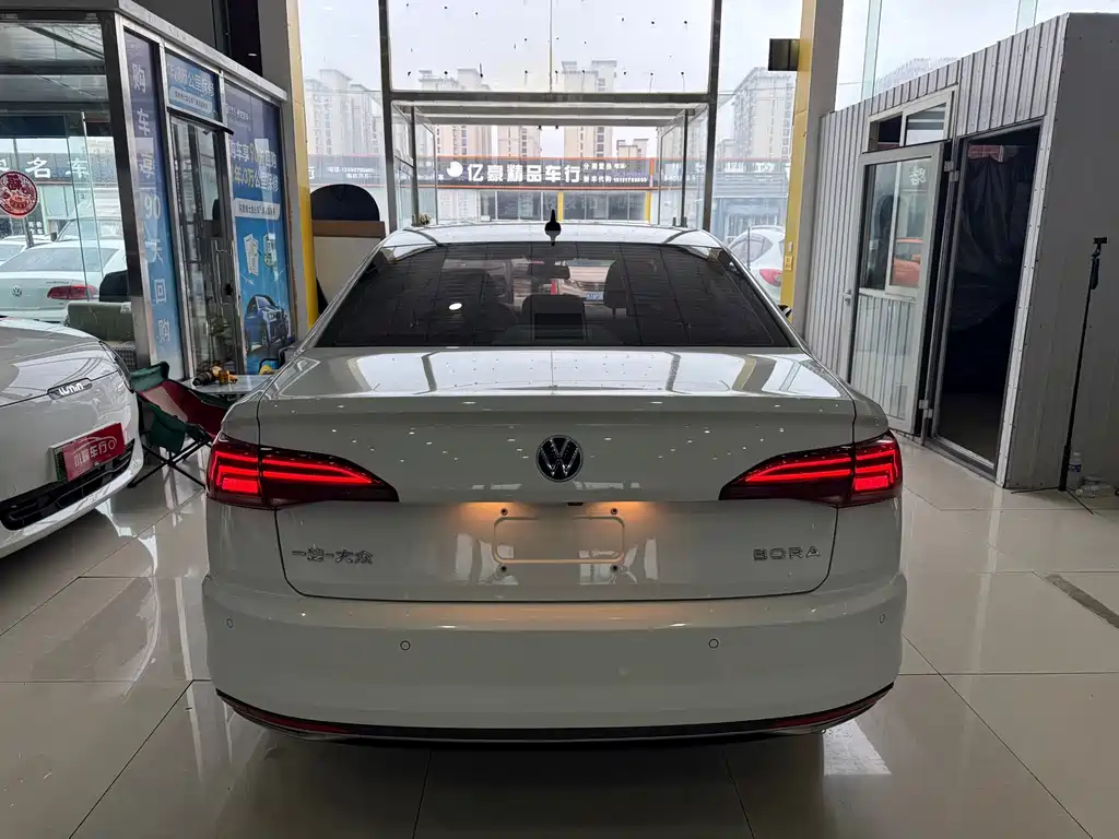 Volkswagen Bora — миниатюра 5