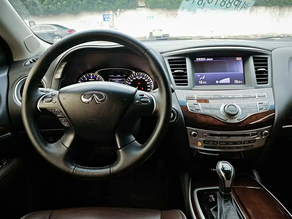 Infiniti QX60 (Import) — миниатюра 5