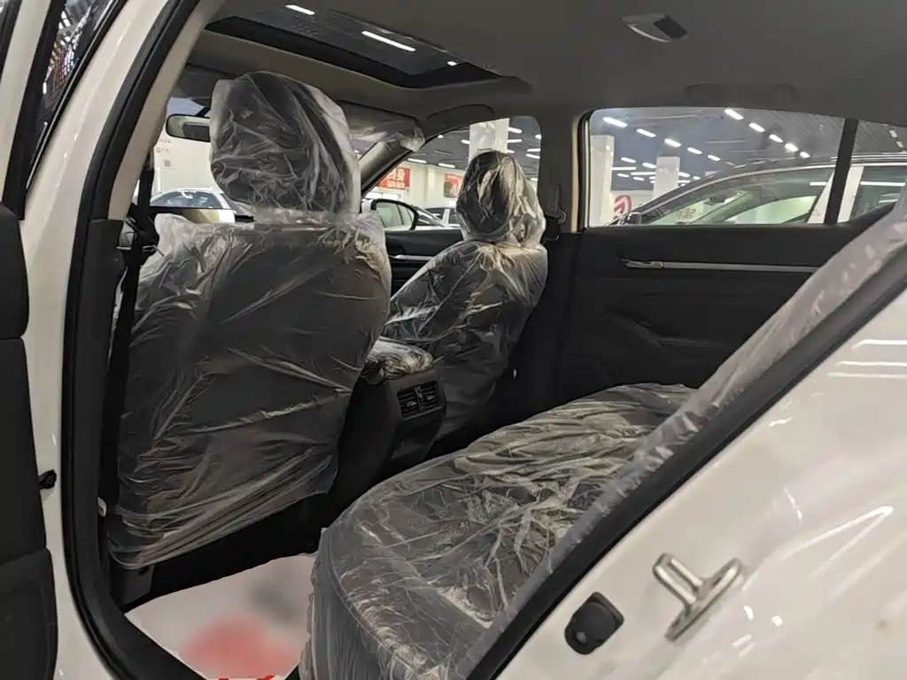 Nissan Teana — миниатюра 17