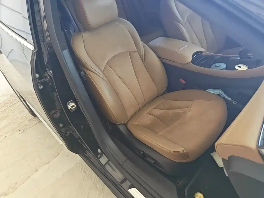 Buick LaCrosse — миниатюра 25