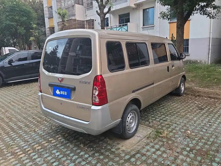 Wuling Rongguang — миниатюра 3