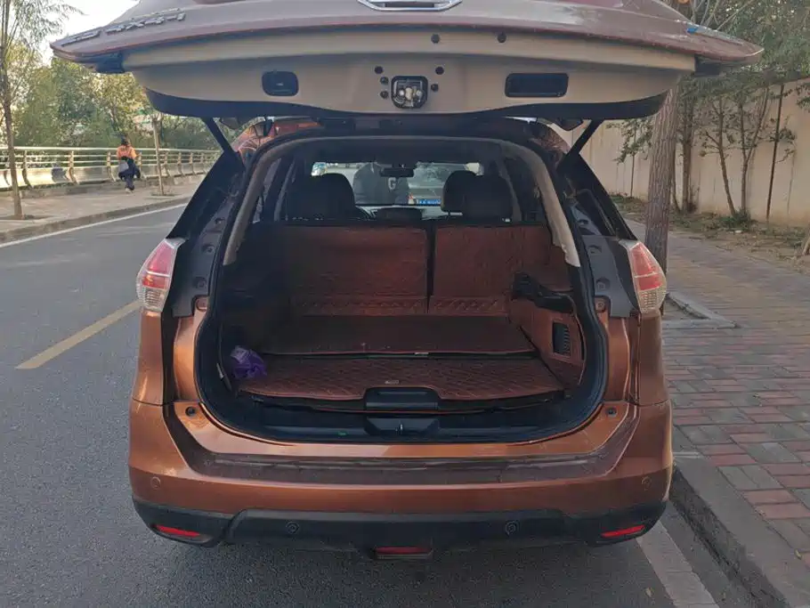 Nissan X-Trail — миниатюра 4