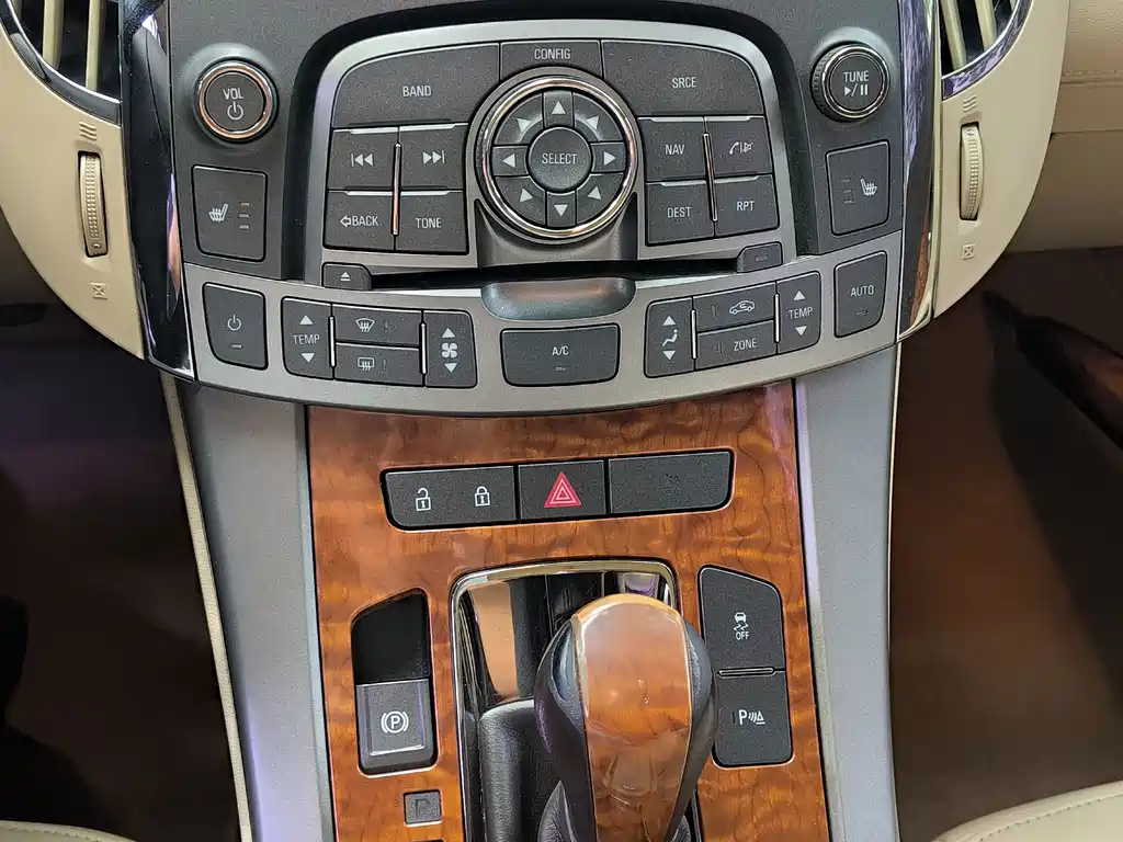 Buick LaCrosse — миниатюра 16