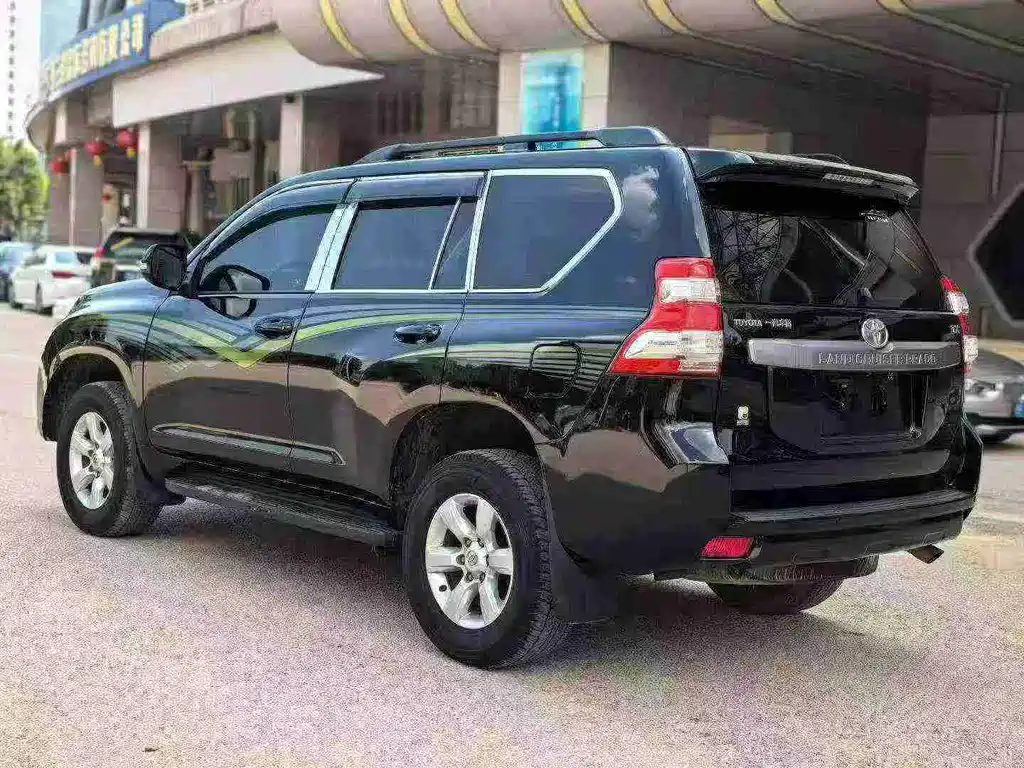 Toyota Prado — миниатюра 6