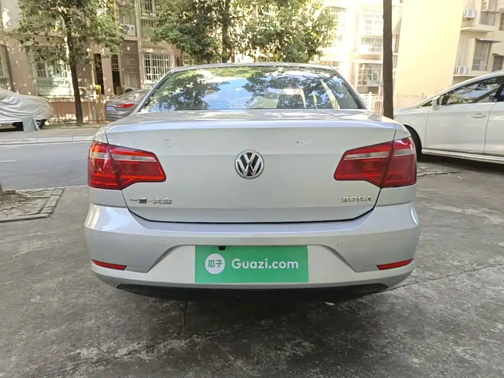 Volkswagen Bora — миниатюра 6