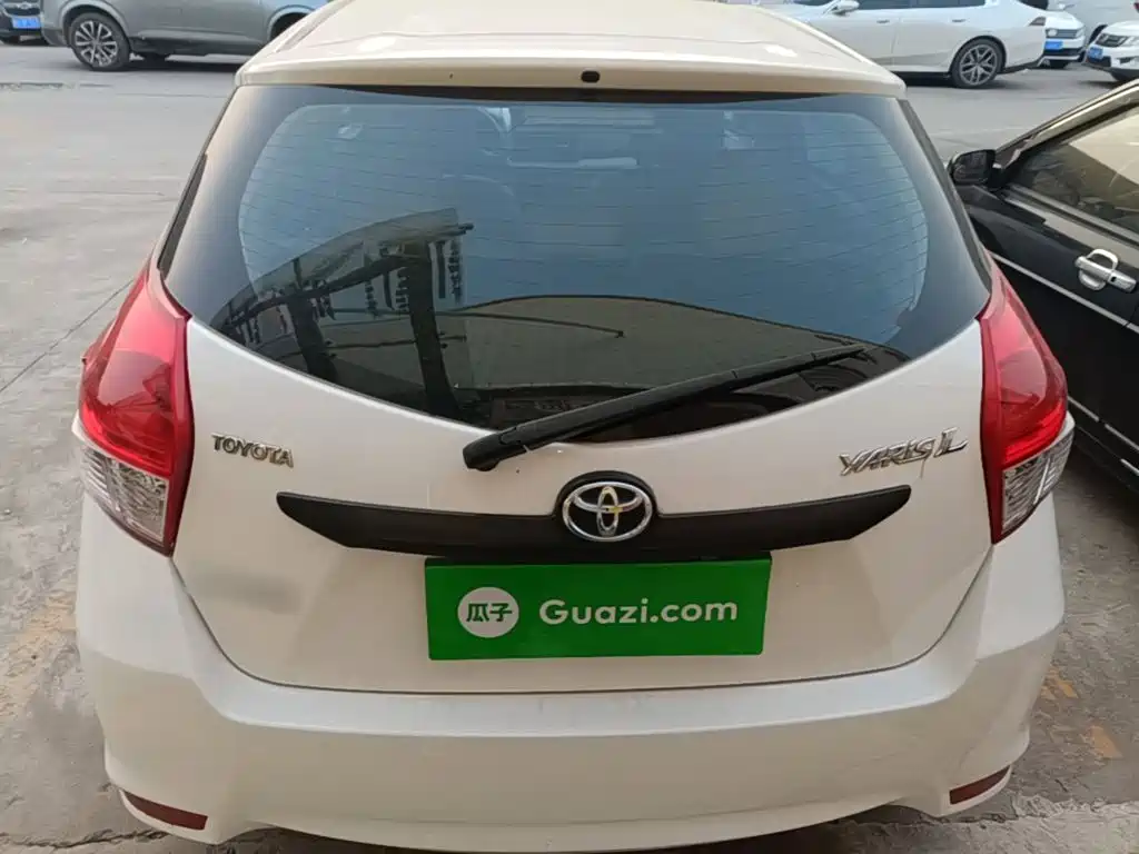 Toyota Yaris L — миниатюра 4
