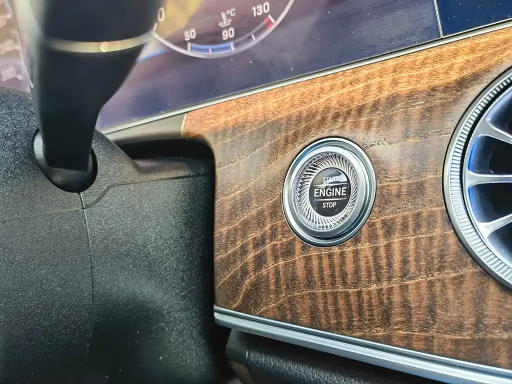 Mercedes-Benz E-Class — миниатюра 30
