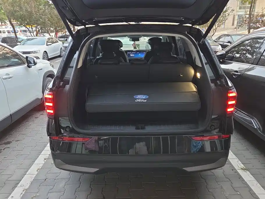 Ford Edge — миниатюра 4