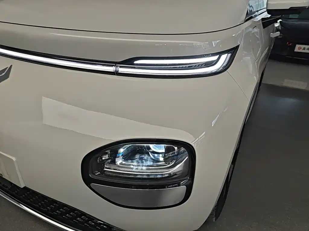 Baojun Yunduo — миниатюра 24