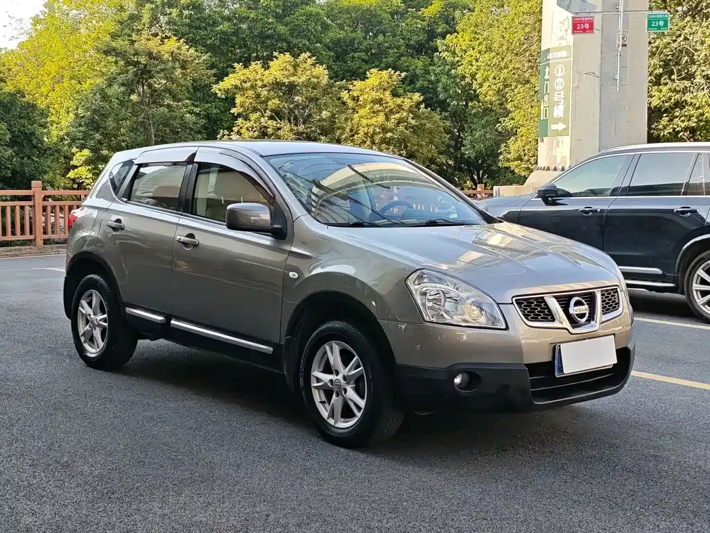 Nissan Qashqai — миниатюра 3