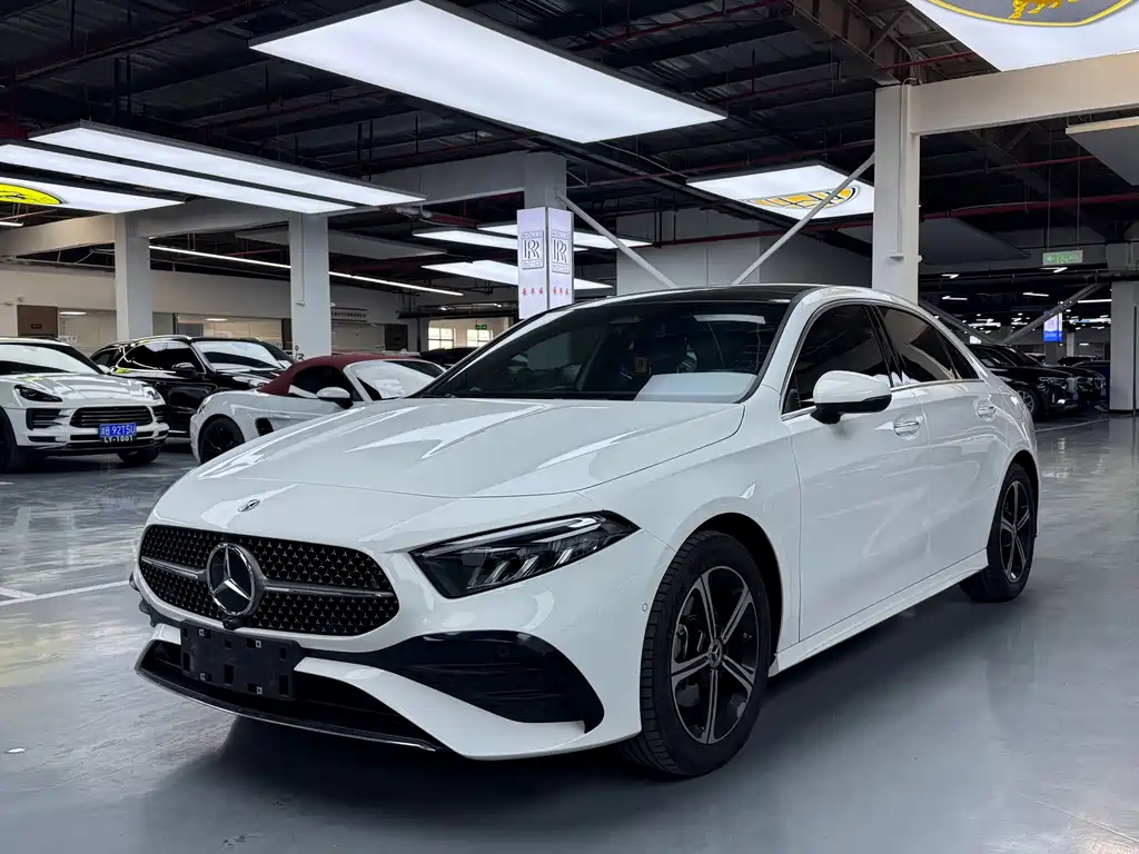 Mercedes-Benz A-Class 2023