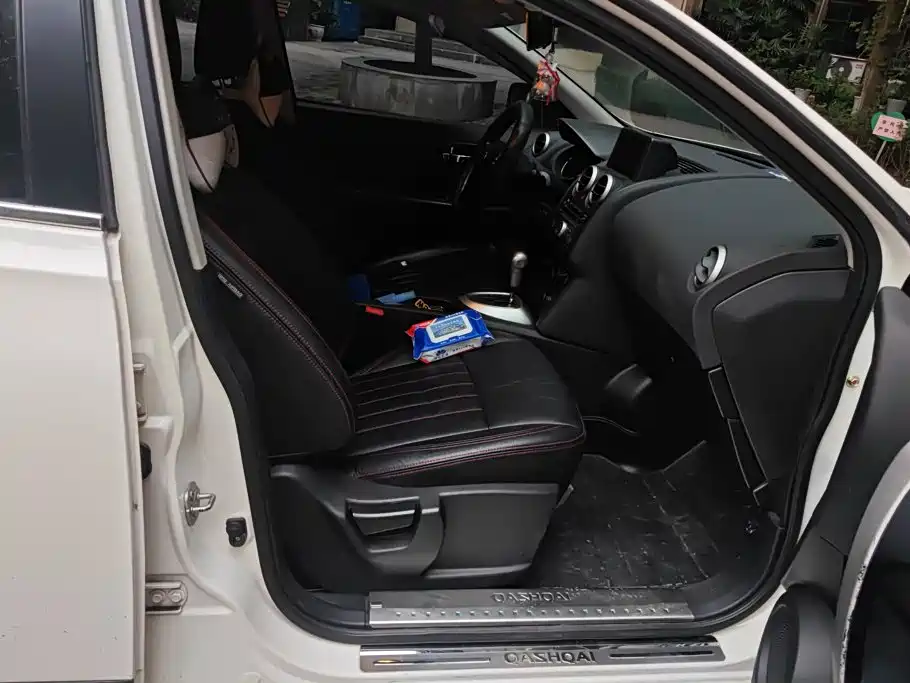 Nissan Qashqai — миниатюра 8