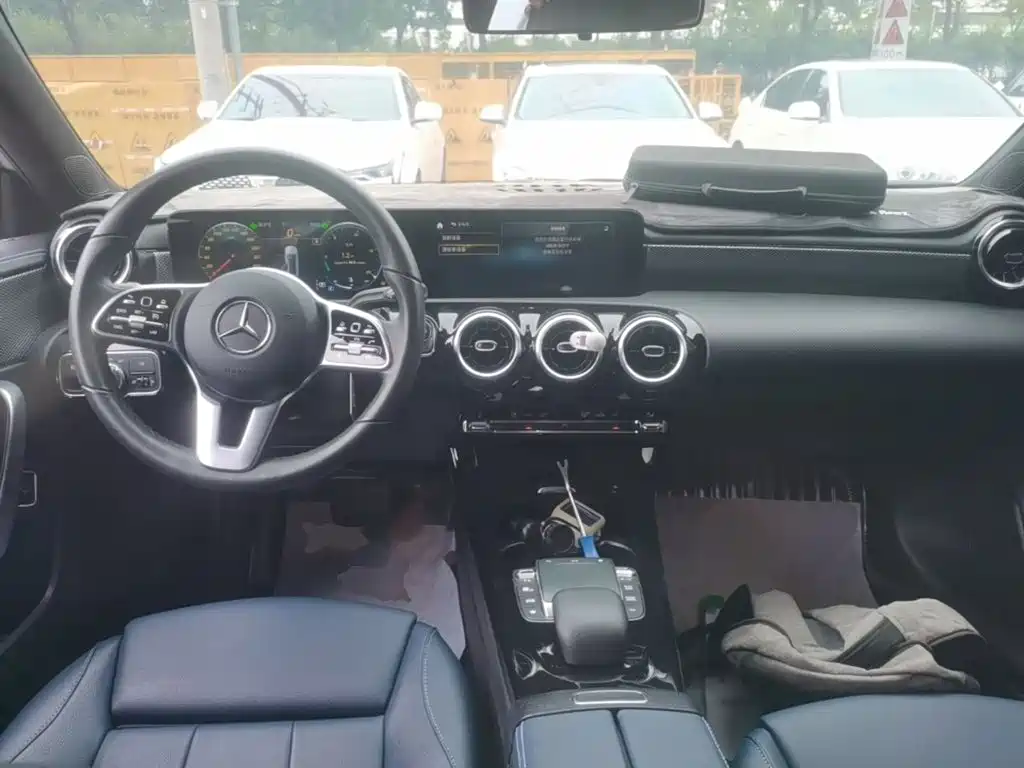 Mercedes-Benz A-Class — миниатюра 10