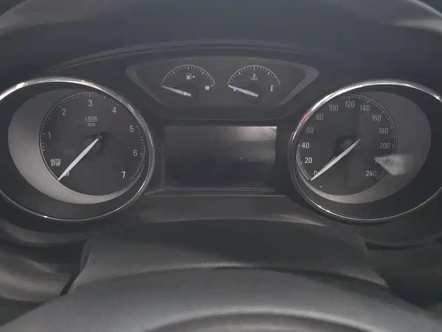 Buick Envision Plus — миниатюра 14