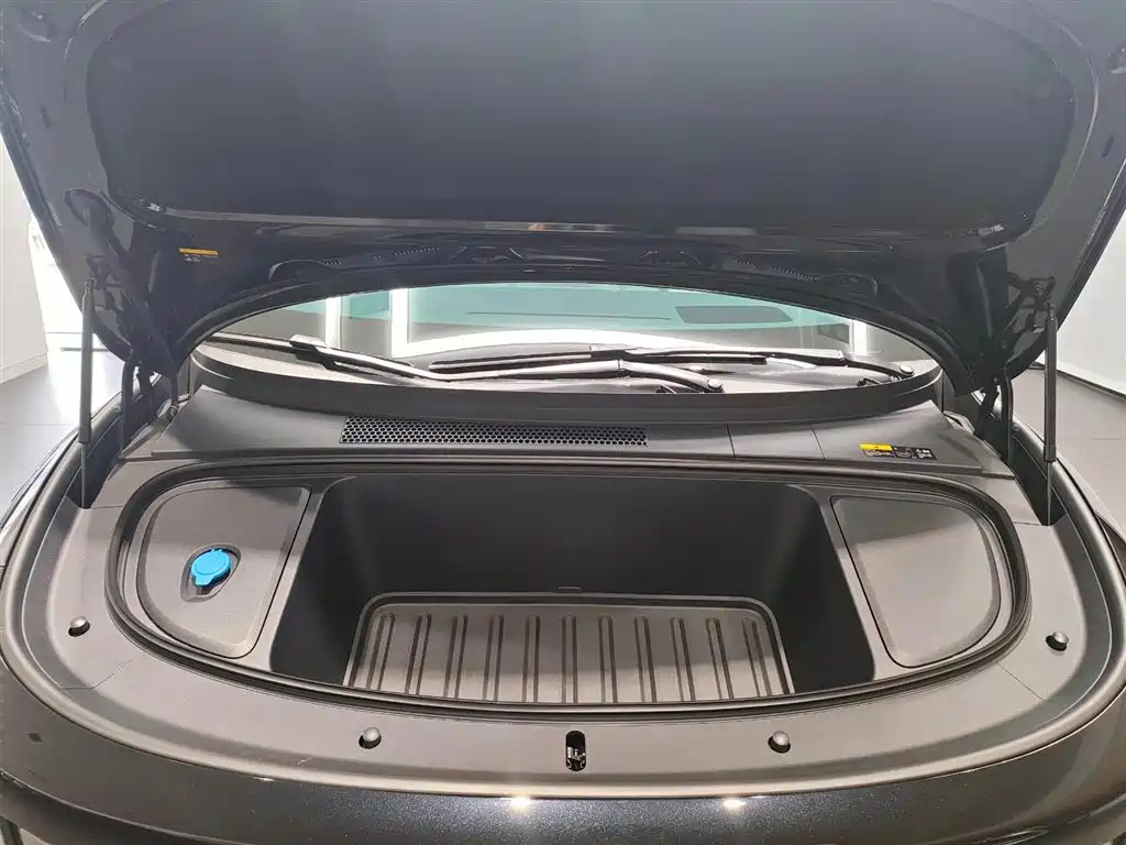 Li Auto Li i6 — миниатюра 8