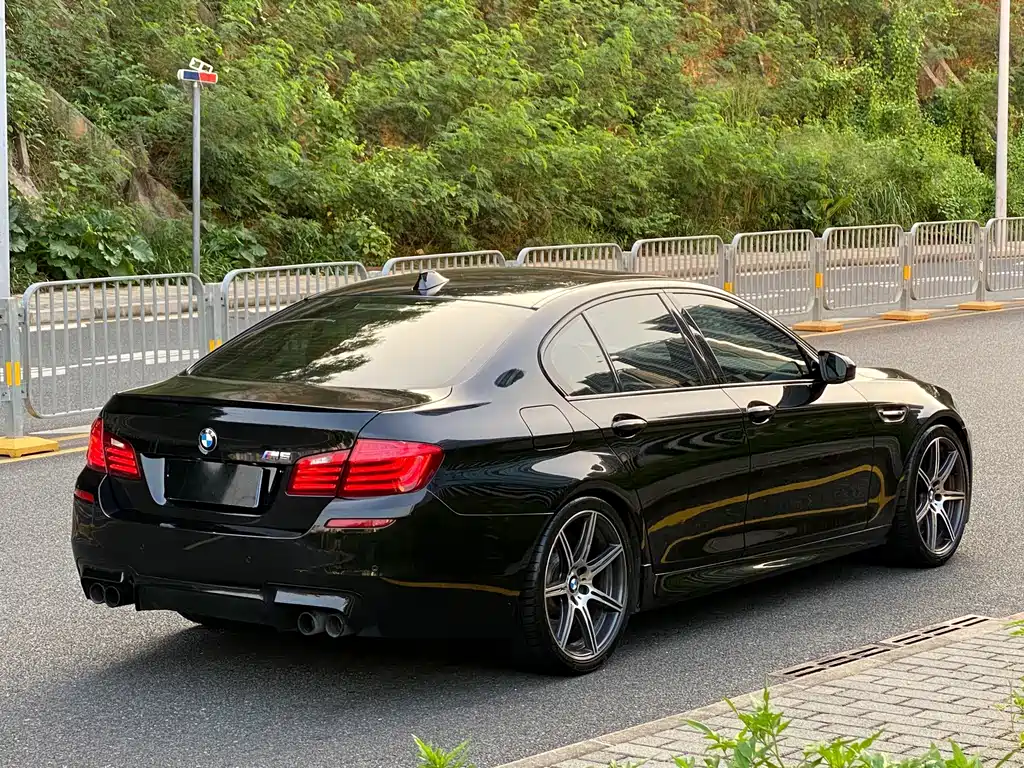 BMW M5 — фотографии объявления, Фото 7