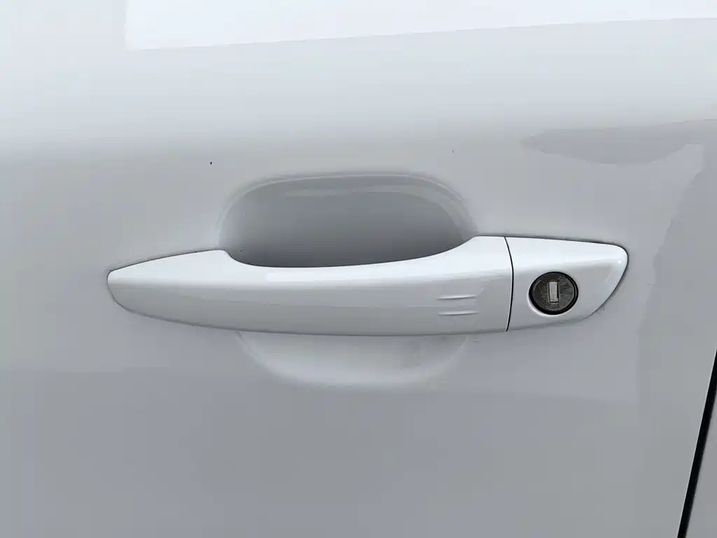 Peugeot 2008 — миниатюра 18
