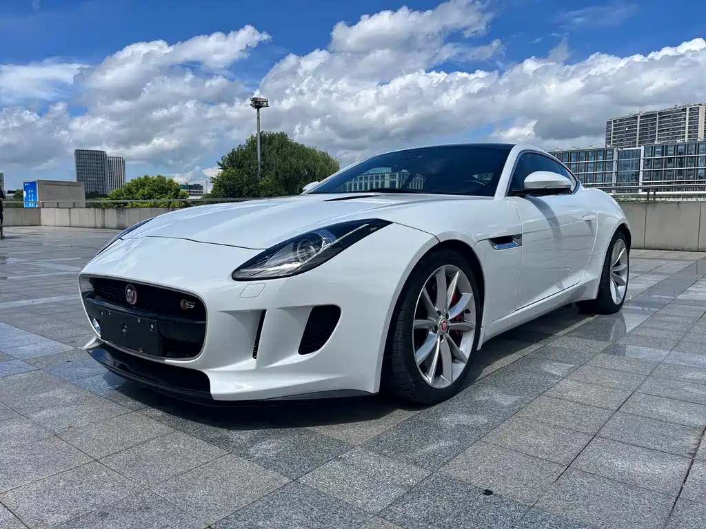 Jaguar F-TYPE