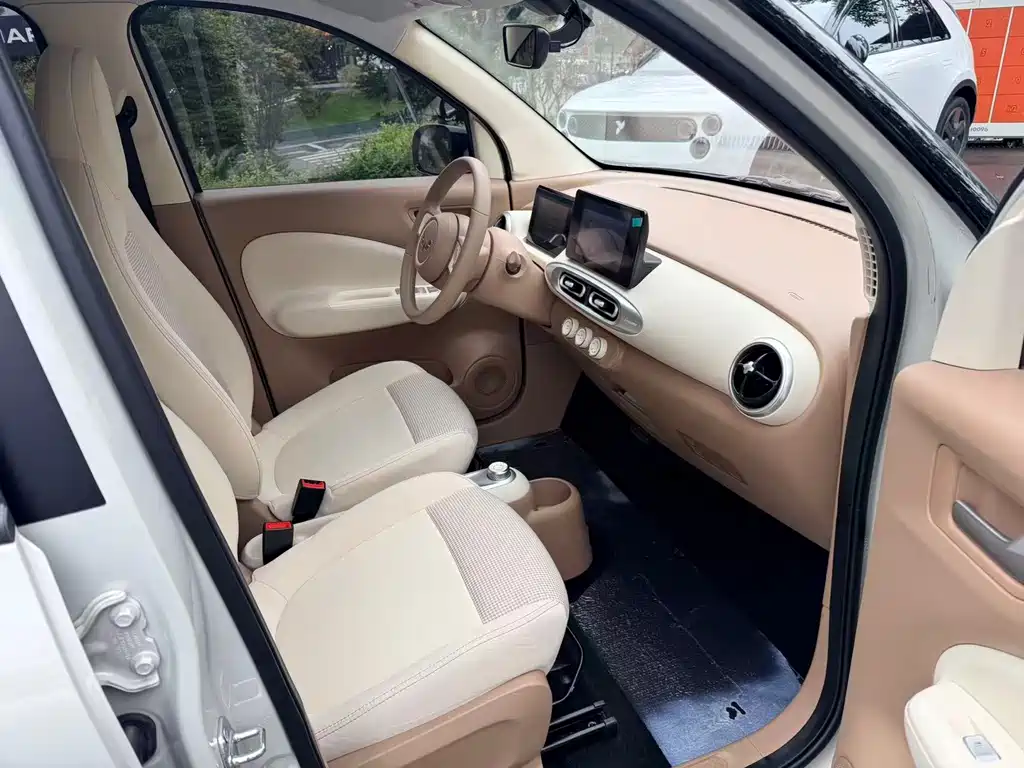 Wuling MINIEV — миниатюра 19