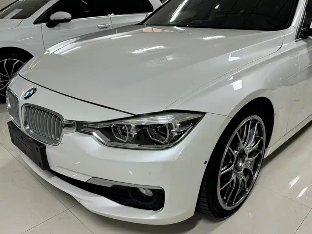 BMW 3 Series — миниатюра 25