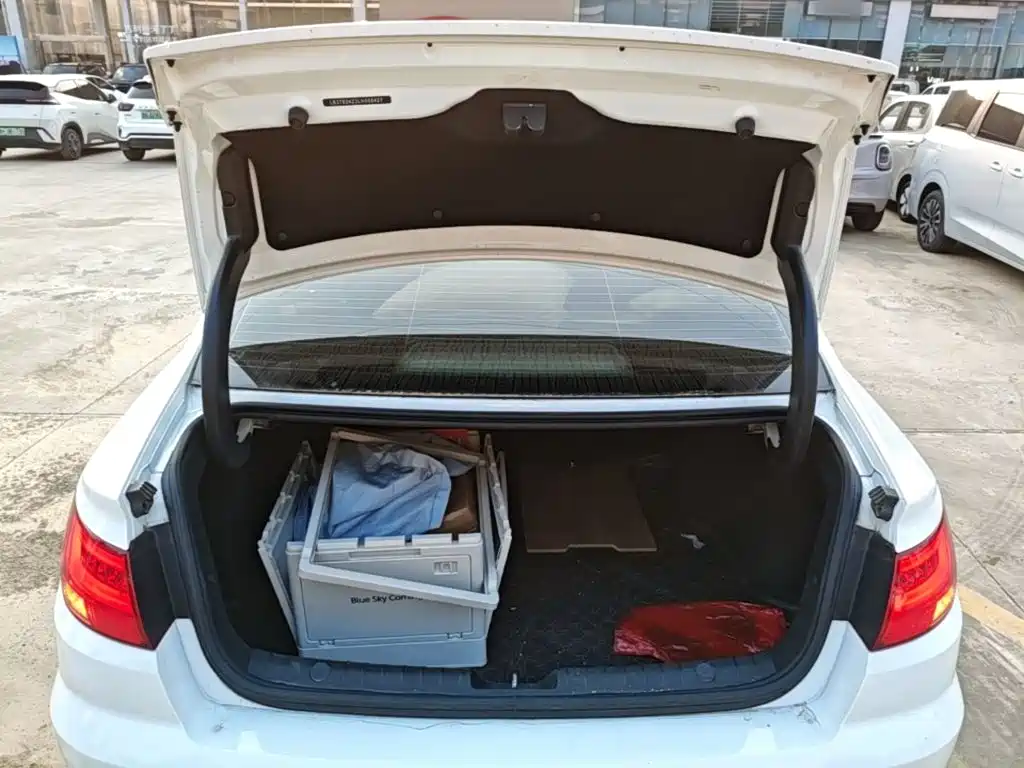 Geely Emgrand GL — миниатюра 19