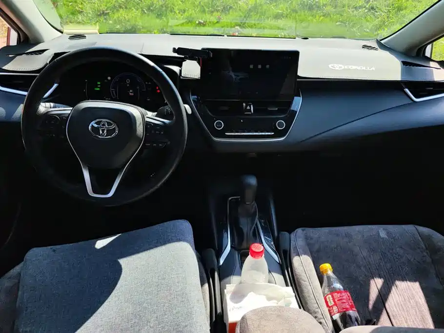 Toyota Corolla — миниатюра 12