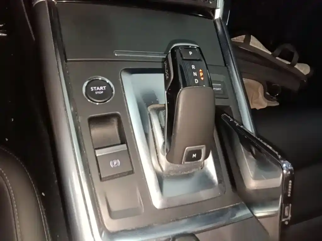 Citroen C6 — миниатюра 10