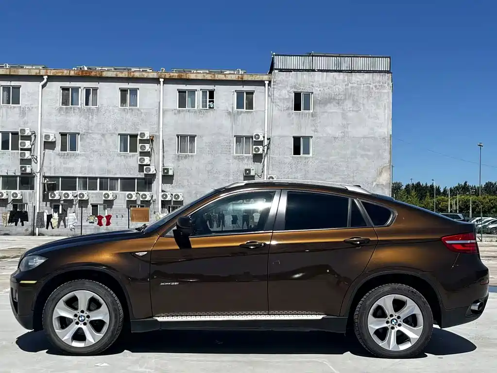 BMW X6 — миниатюра 2