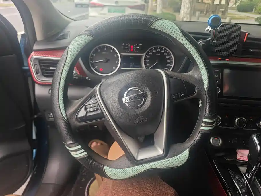 Nissan Bluebird — миниатюра 15