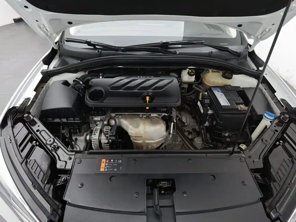 Roewe i5 — миниатюра 6