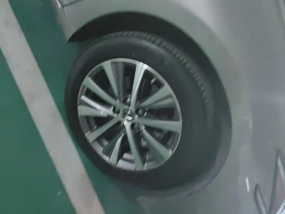 Lexus ES — миниатюра 6