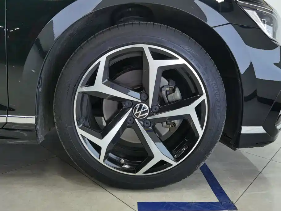 Volkswagen Magotan — миниатюра 6