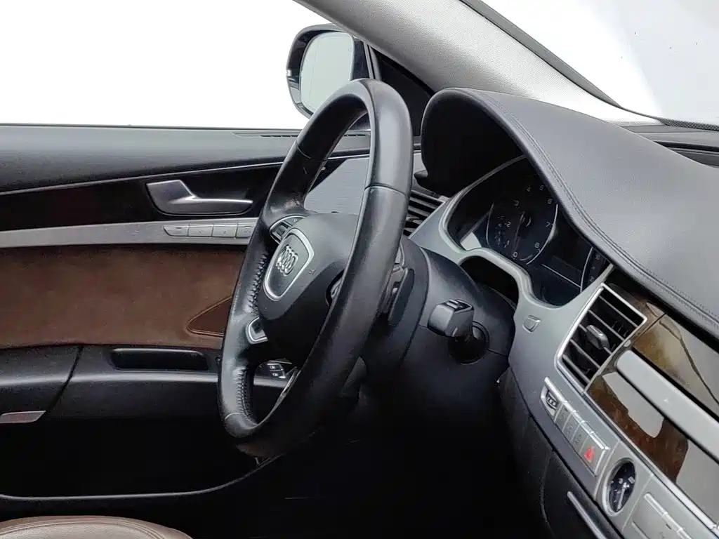 Audi A8 — миниатюра 22