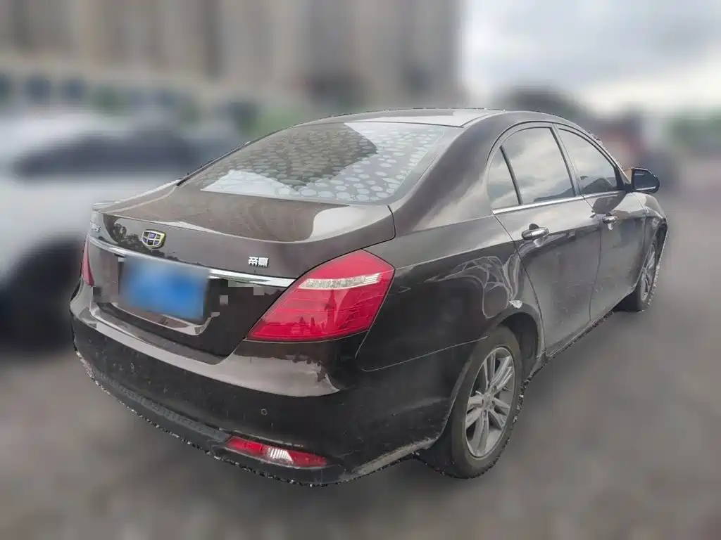 Geely Emgrand — миниатюра 6