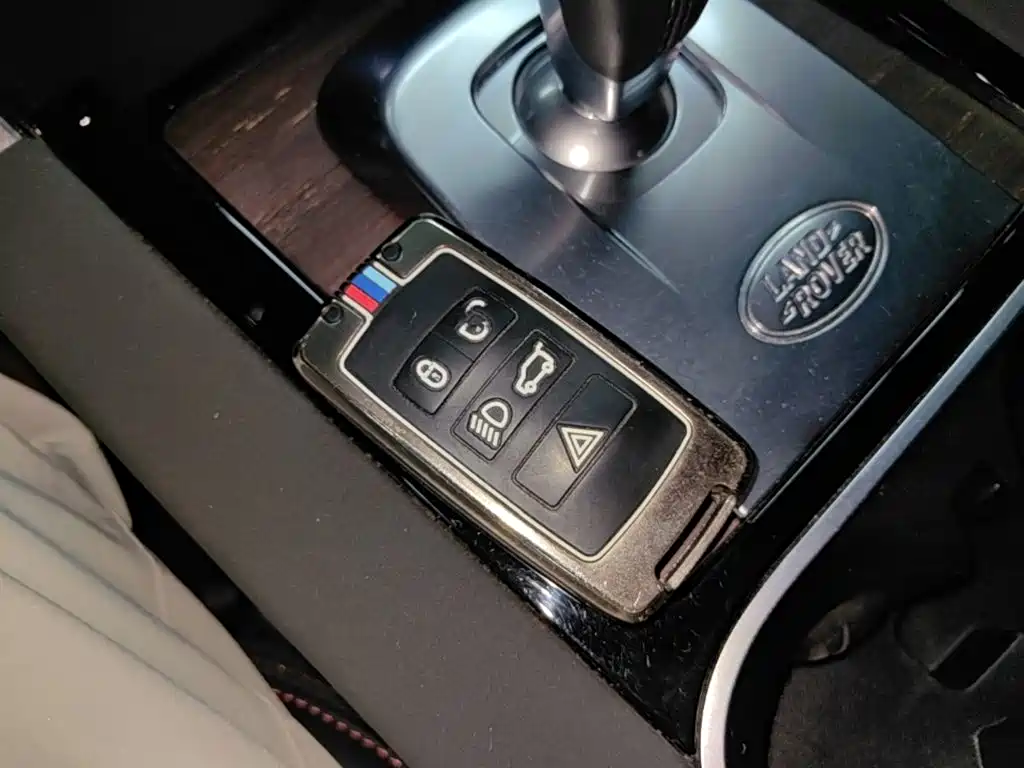 Land Rover Discovery Sport — миниатюра 9