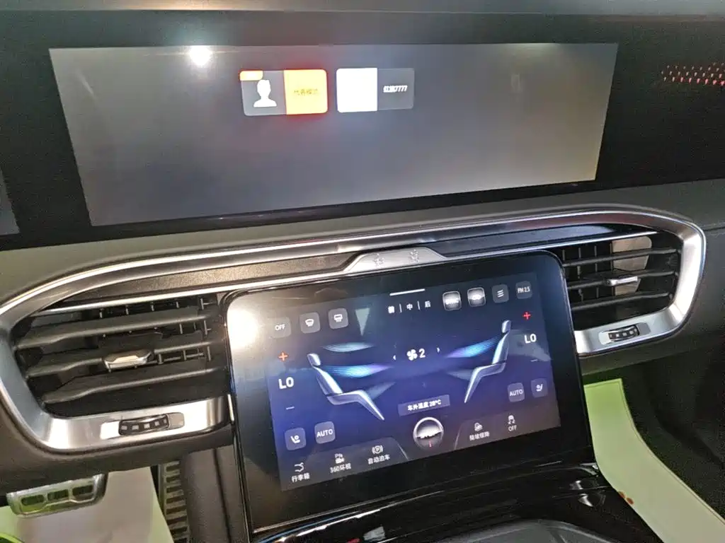 Hongqi Hongqi E-HS9 — миниатюра 13