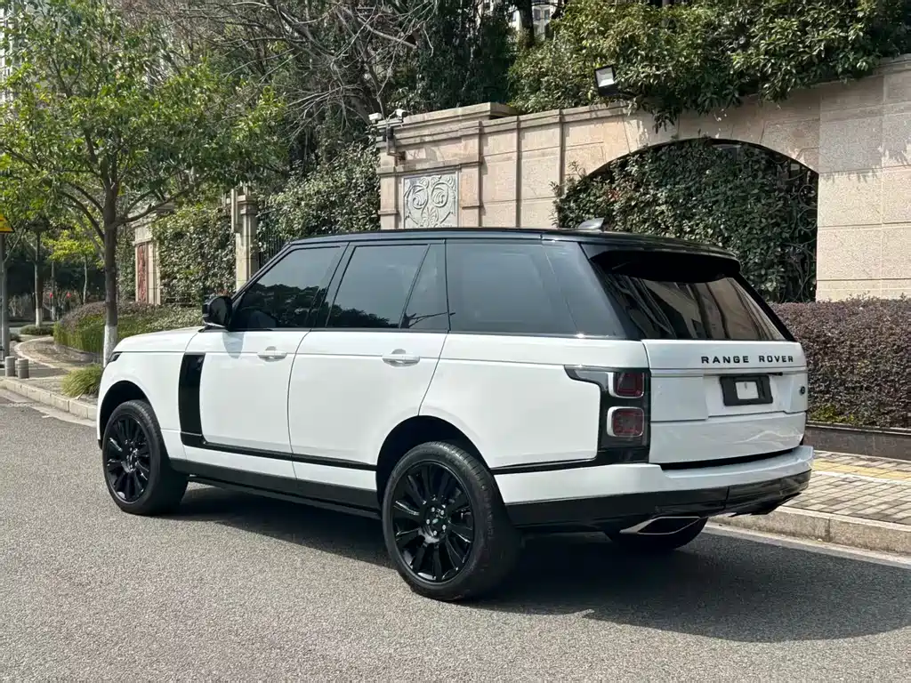 Land Rover Range Rover — миниатюра 8