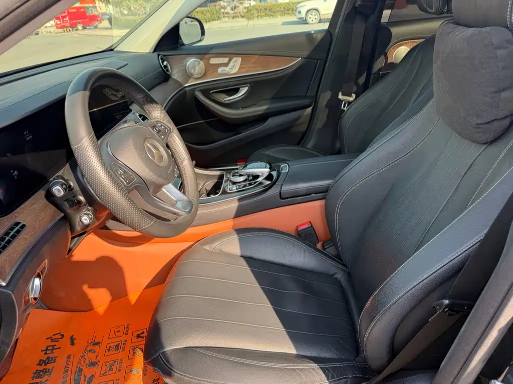 MERCEDES-BENZ E CLASS