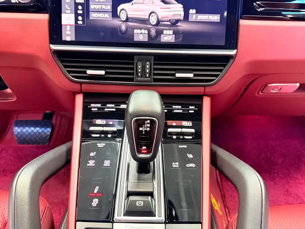 Porsche Cayenne — миниатюра 23