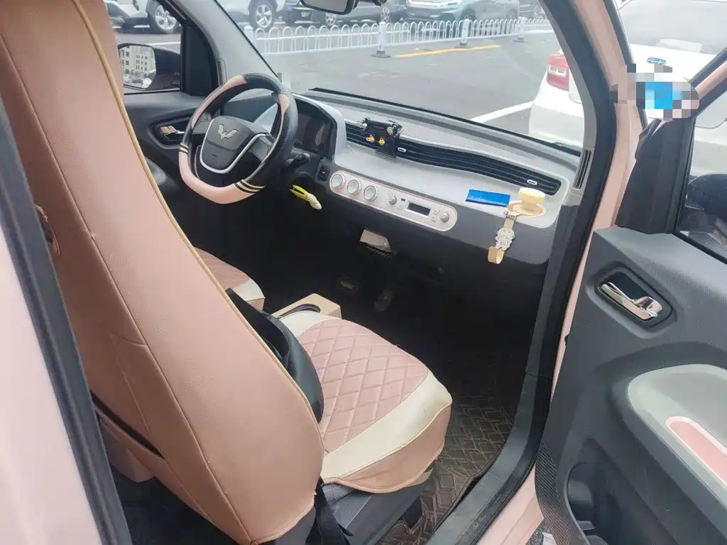 Wuling MINIEV — миниатюра 19