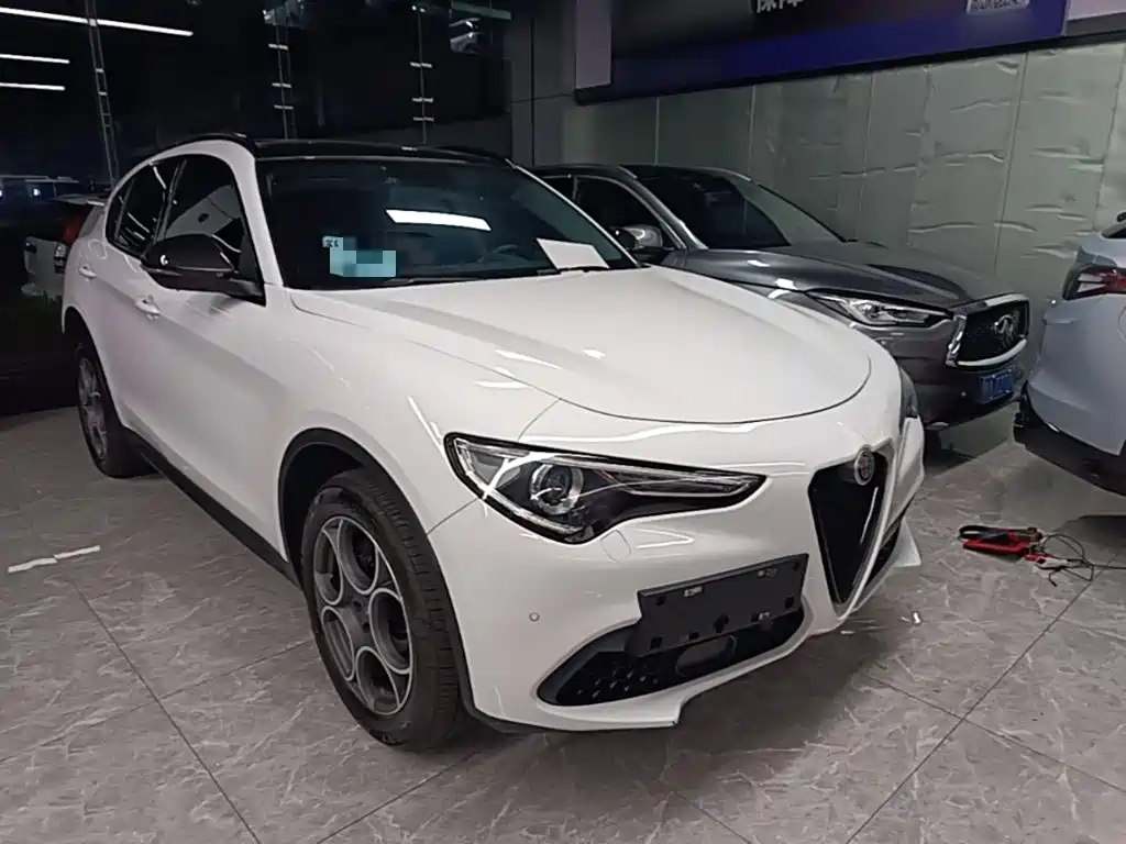 Alfa Romeo Stelvio — миниатюра 4