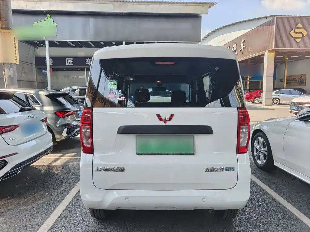Wuling Zhiguang EV — миниатюра 6