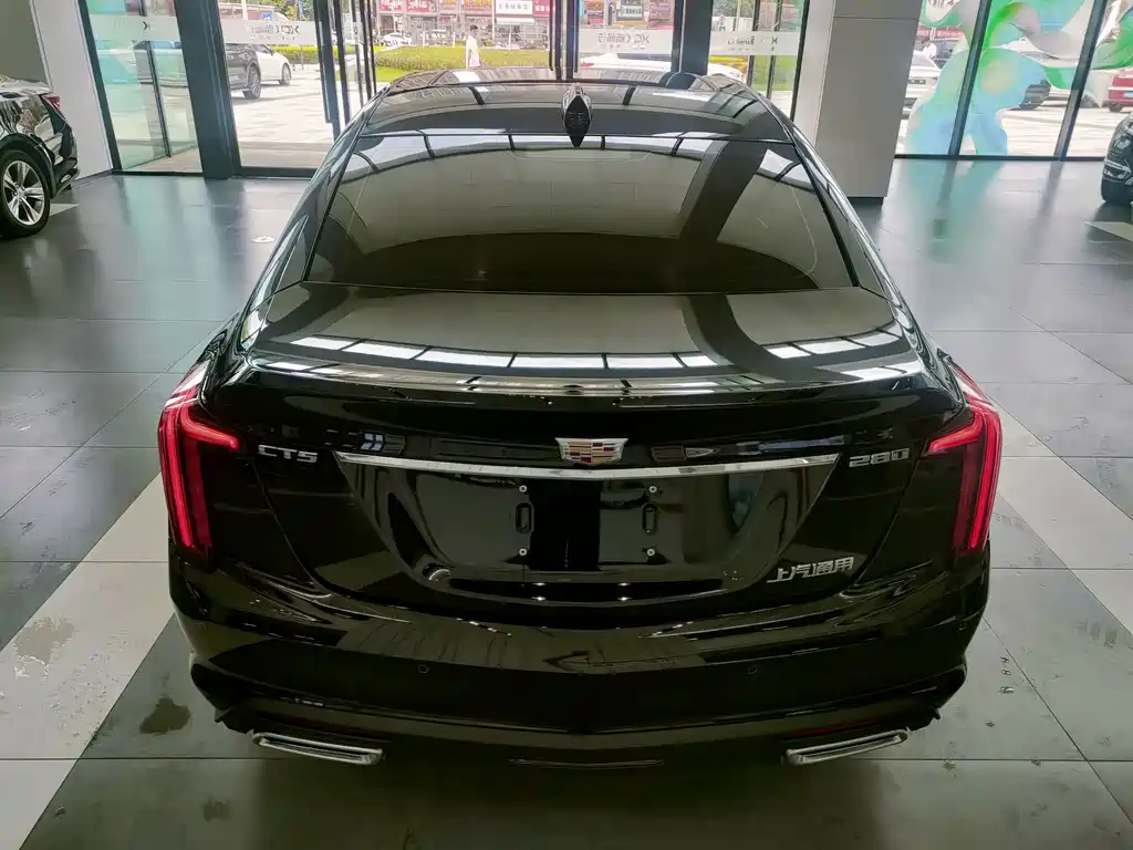 Cadillac CT5 — миниатюра 8