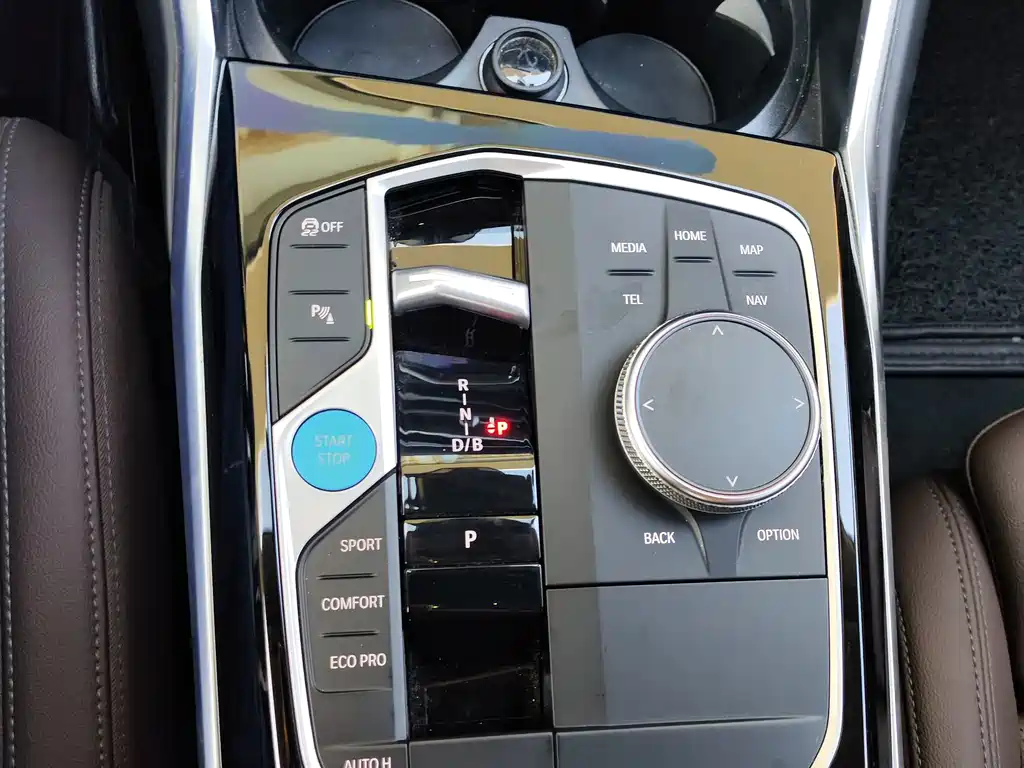 BMW i3 — миниатюра 7