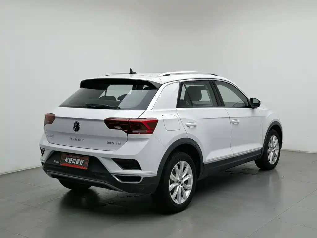 Volkswagen T-Roc — миниатюра 2