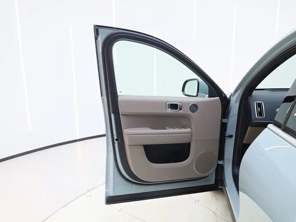 Li Auto Li L6 — миниатюра 17