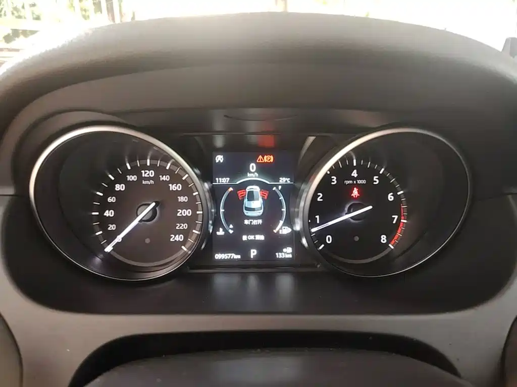Land Rover Discovery Sport — миниатюра 12