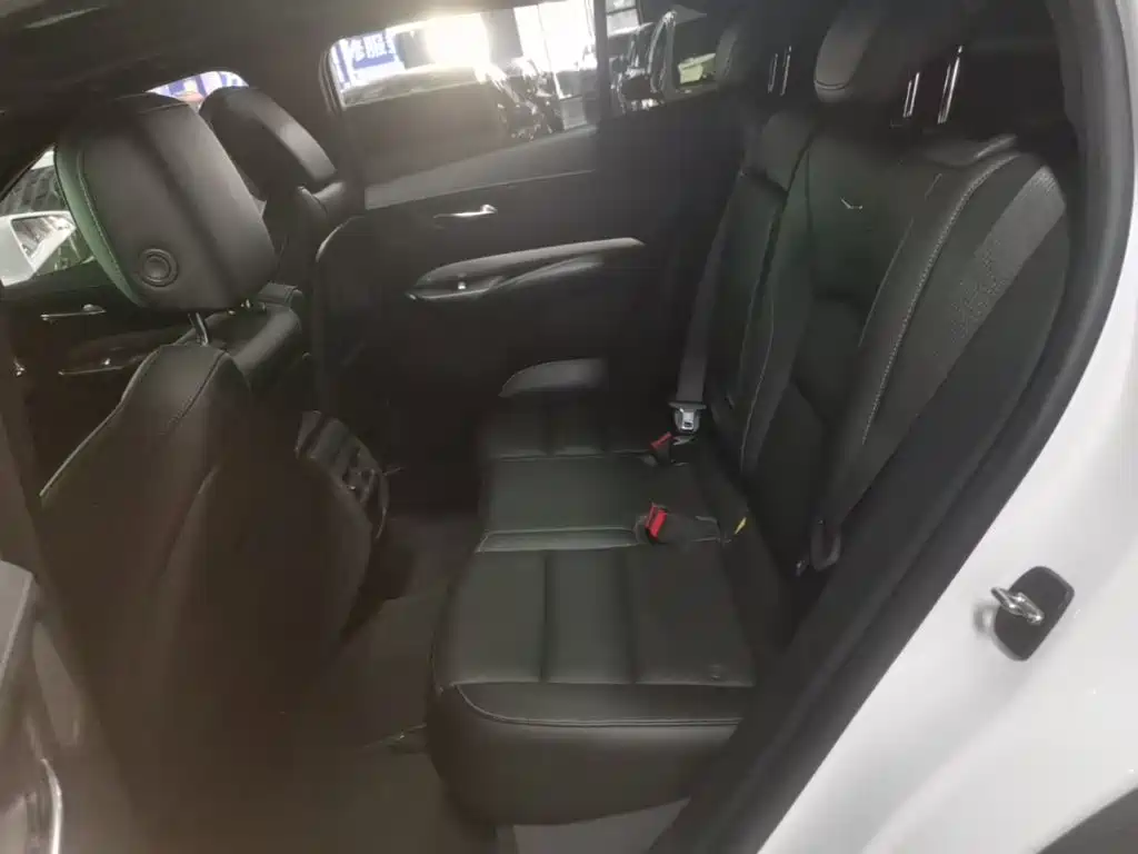 Cadillac XT4 — миниатюра 17