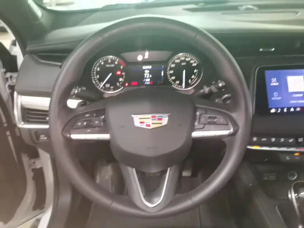 Cadillac XT4 — миниатюра 11